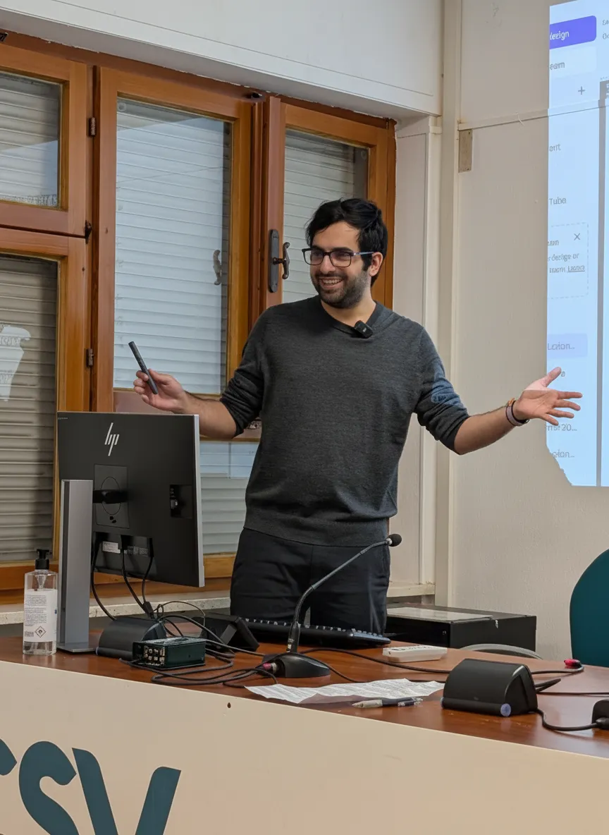 Luca Tornabene durante una formazione