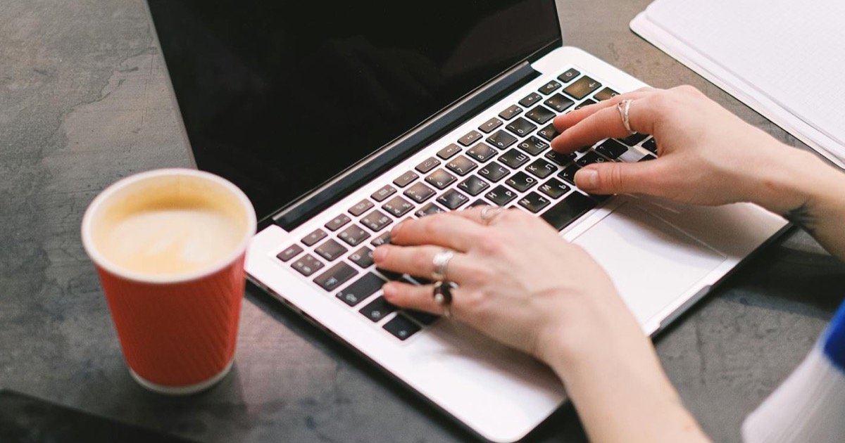 Quanto guadagna un social media manager: dallo stipendio medio ai 4.000€/mese da freelance