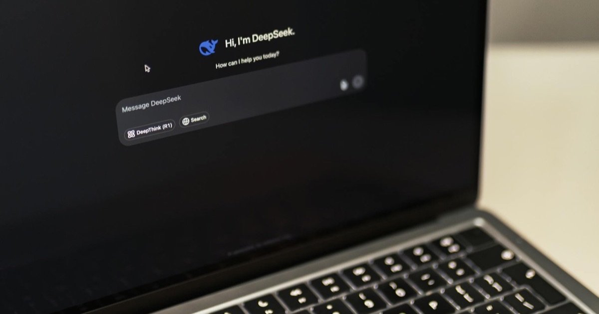 Social media manager e AI: chi resta in piedi (e chi viene spazzato via)